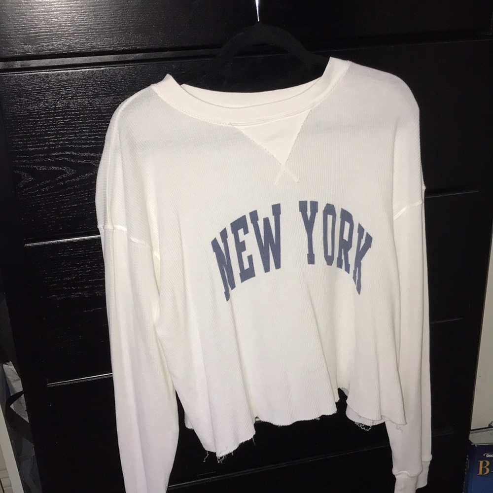 Brandy Melville long sleeve t shirt!!